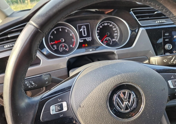 Volkswagen Touran cena 75900 przebieg: 59900, rok produkcji 2019 z Kraków małe 497